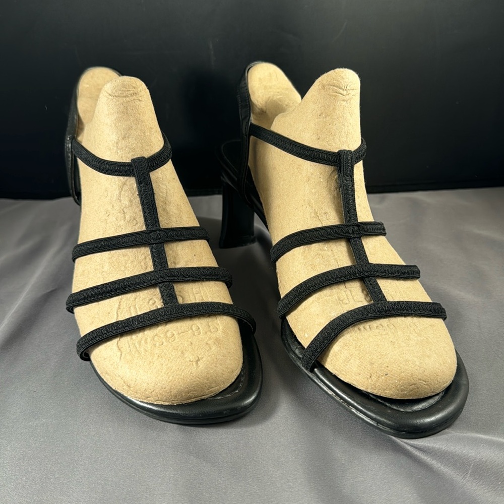 Fioni black strappy sandal with 3” heel size 9.5 W